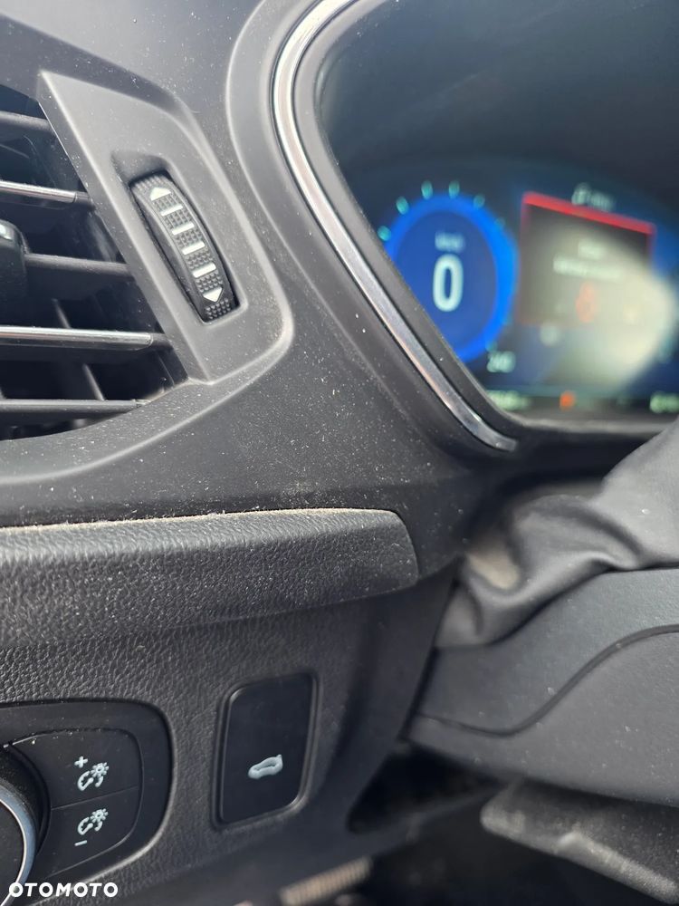 Ford Focus 1.0 EcoBoost Titanium - 8