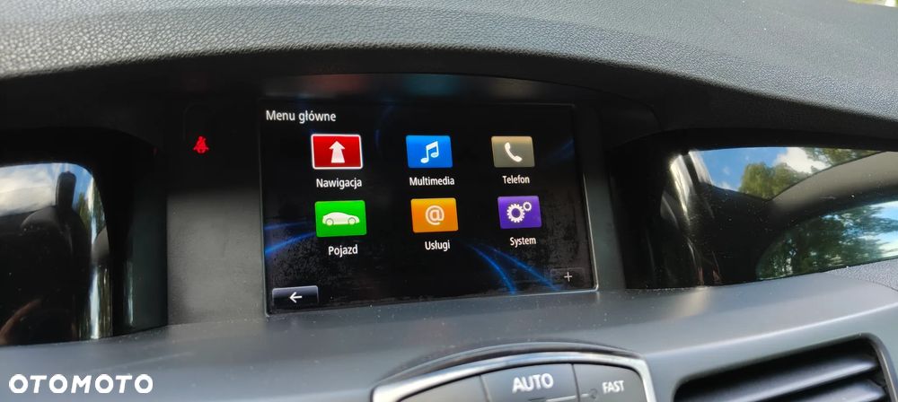 Renault Laguna dCi 150 FAP Start-Stop Bose Edition - 34