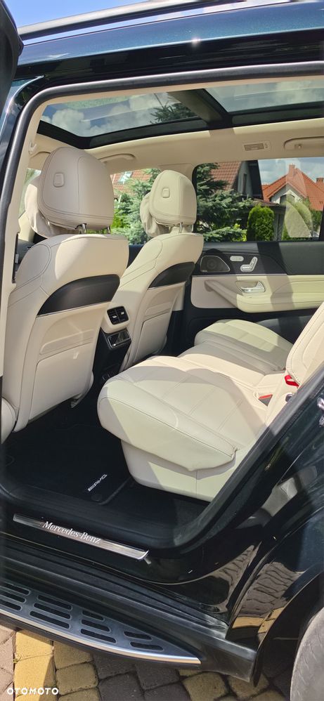 Mercedes-Benz GLS - 21