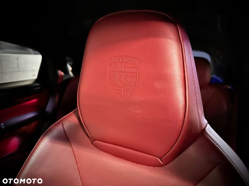 Porsche Cayenne Coupe - 16