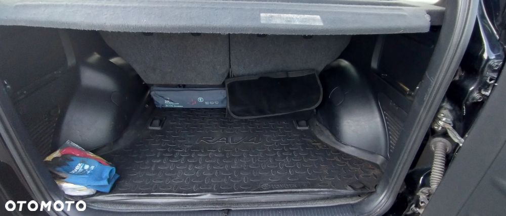 Toyota RAV4 2.0 VVT-i 4x4 - 14