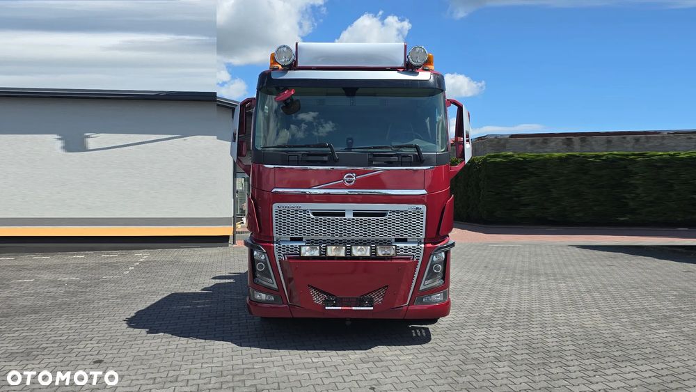 Volvo FH16 750 8x4 + HMF 7020 + JIB - 10