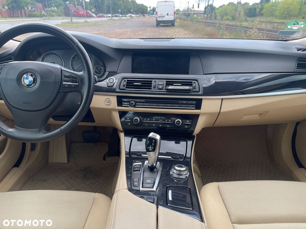 BMW Seria 5 520d - 7