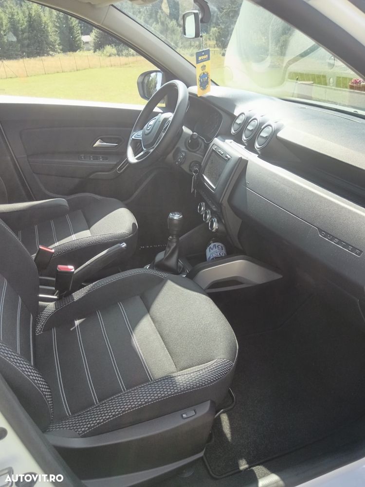 Dacia Duster 1.6 SCe 4WD Prestige jante 17" - 12