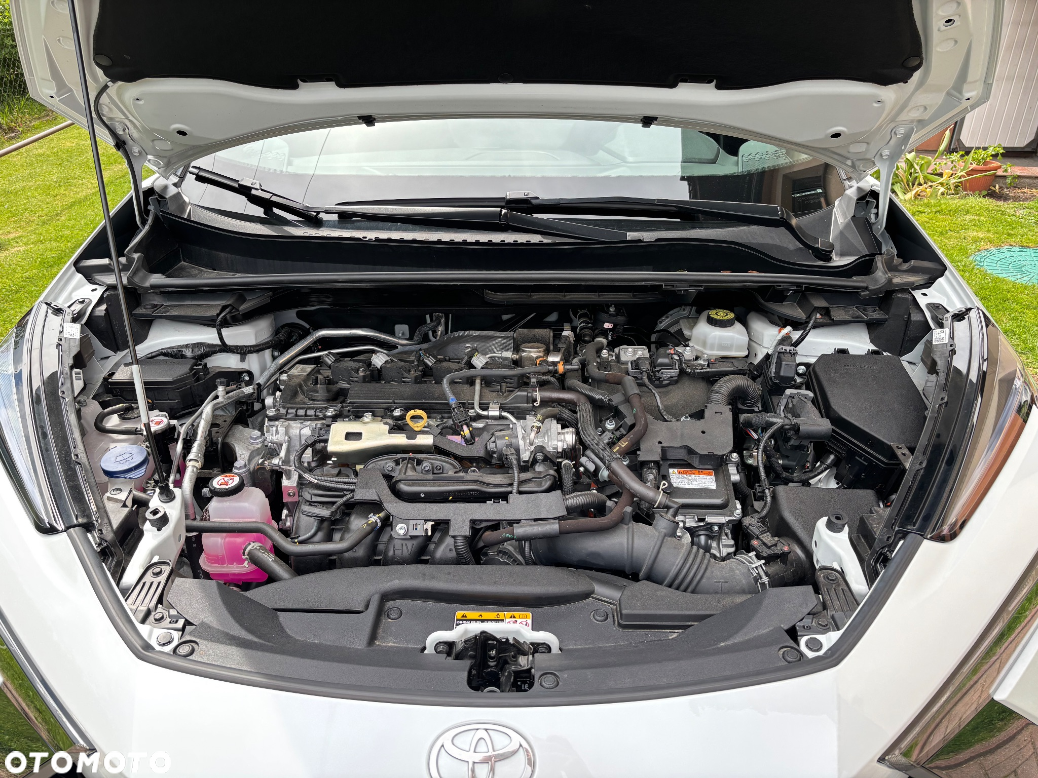 Toyota C-HR 2.0 Hybrid Executive - 36