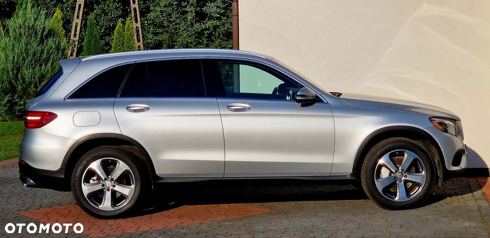 Mercedes-Benz GLC 300 4Matic 9G-TRONIC Exclusive - 8