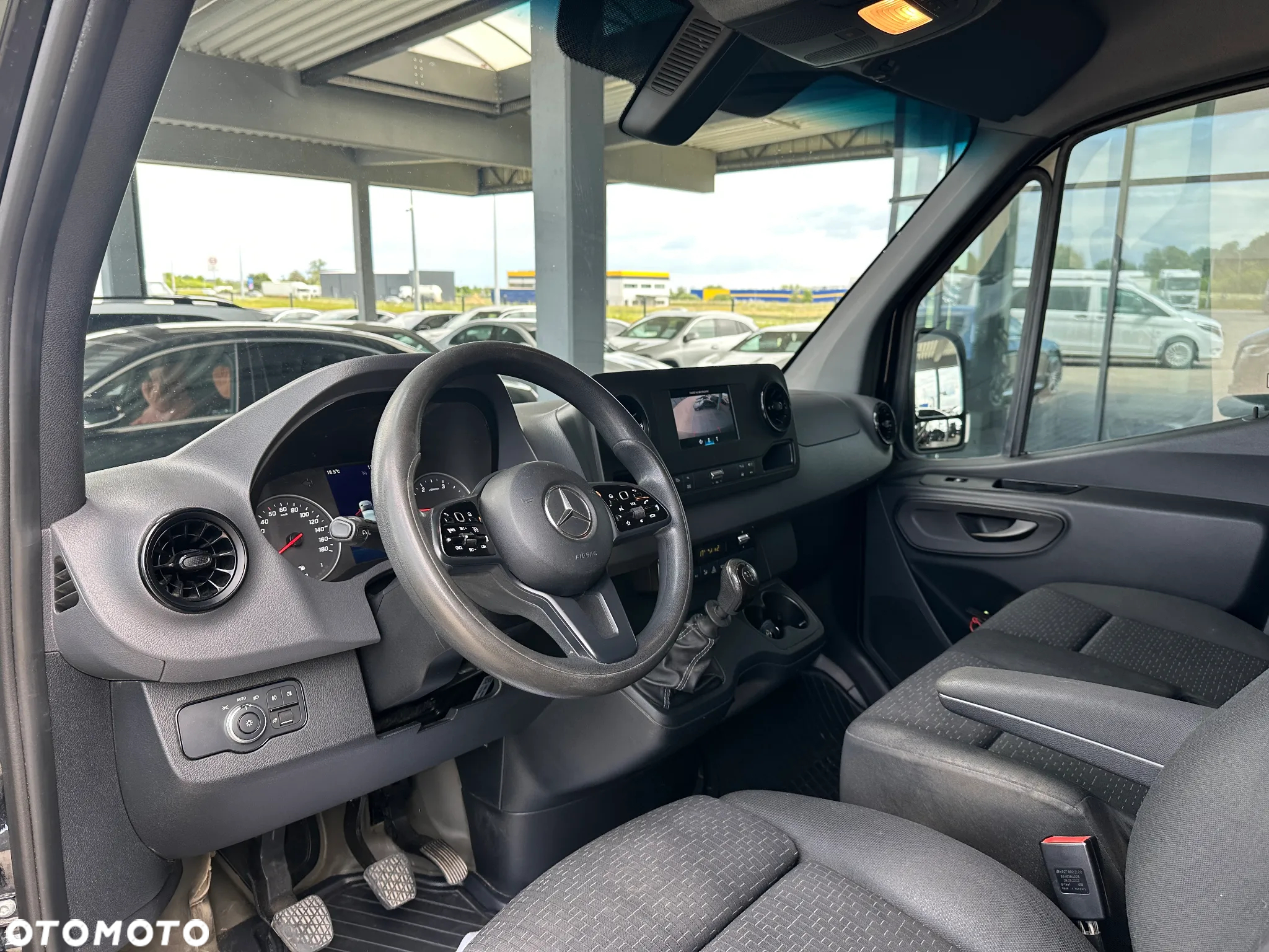 Mercedes-Benz SPRINTER - 8