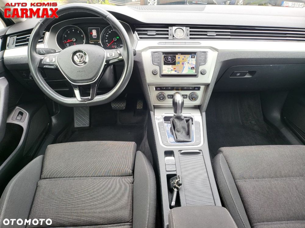 Volkswagen Passat - 27