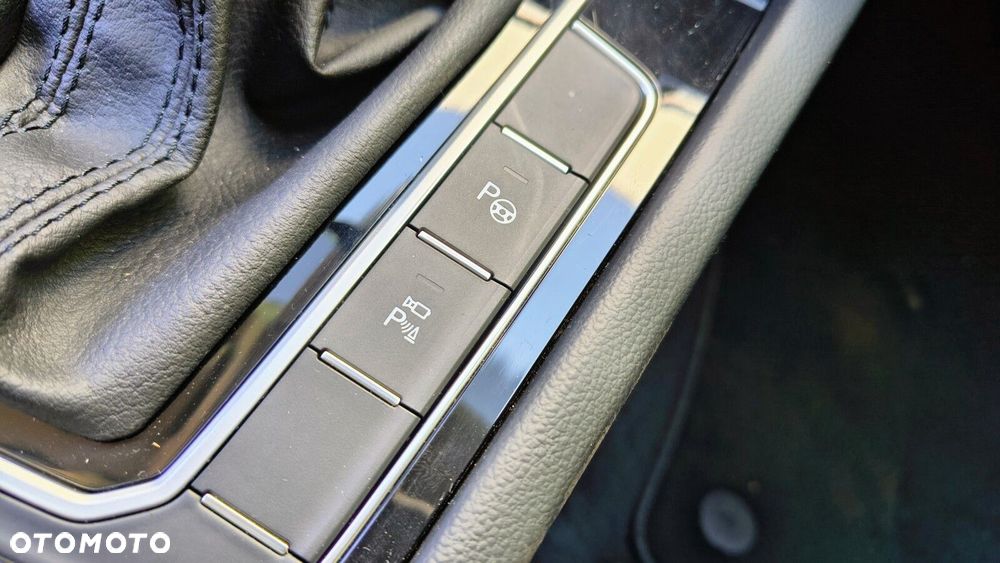 Volkswagen Passat Variant - 25