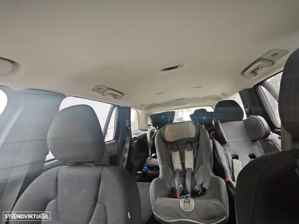 Volvo XC 90 D4 Geartronic Kinetic - 12