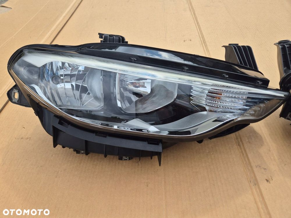 Fiat Tipo 2 lampa prawa i lewa.OE MOPAR. H-15 - 3