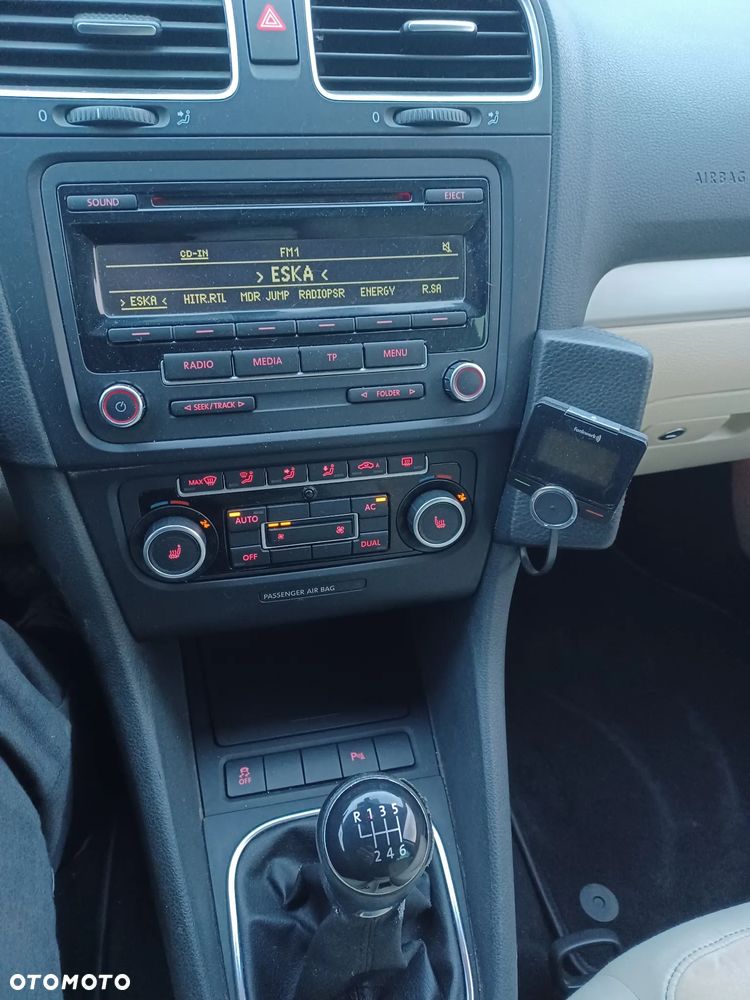 Volkswagen Golf 2.0 TDI DPF Comfortline - 5