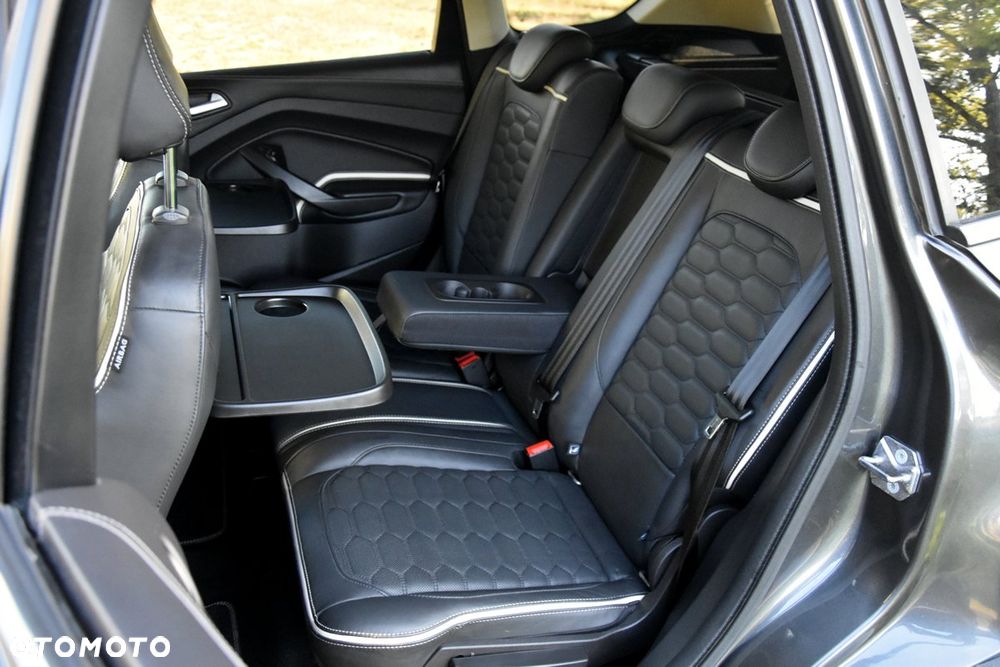 Ford Kuga 2.0 TDCi 4x4 Vignale - 24
