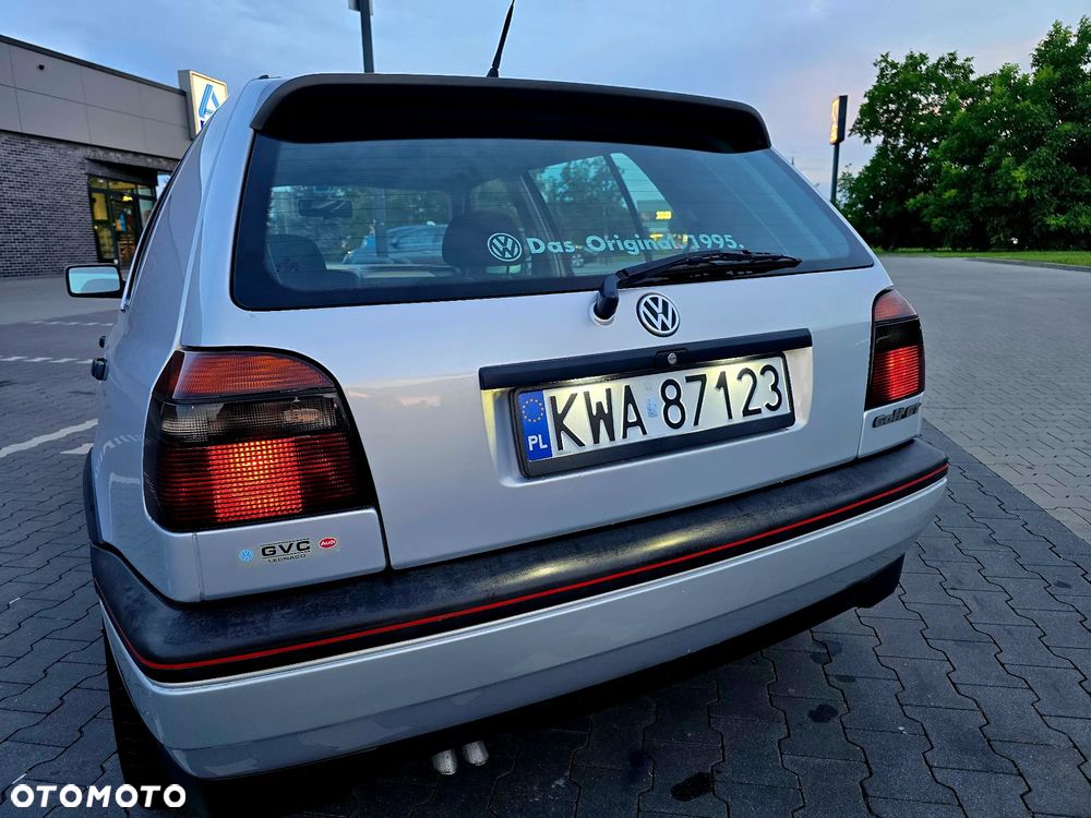 Volkswagen Golf - 17