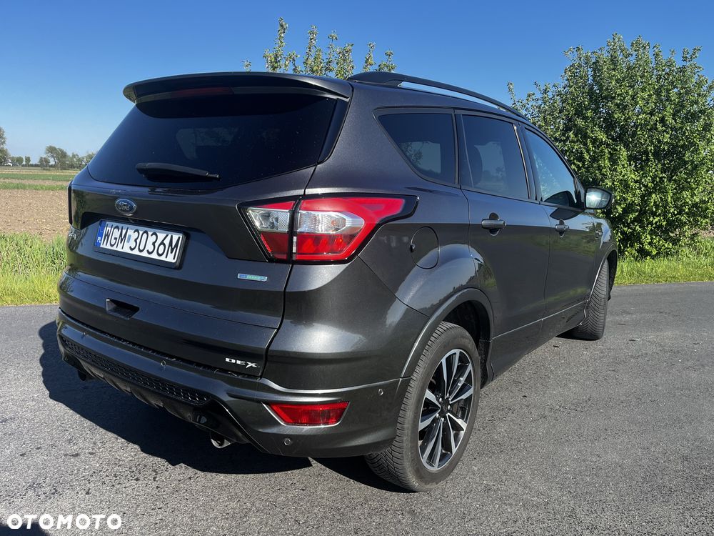 Ford Kuga - 4