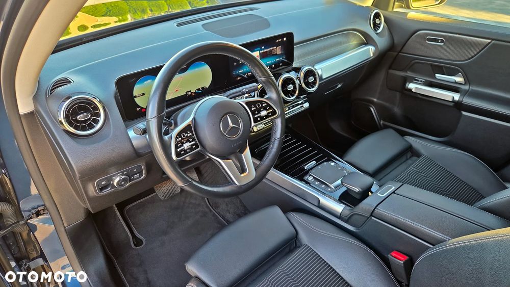 Mercedes-Benz GLB - 17