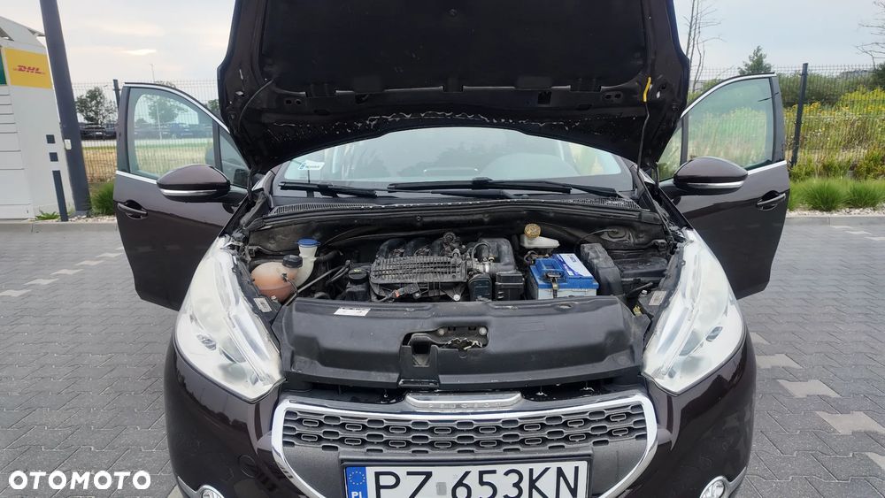 Peugeot 208 1.2 PureTech Active - 11