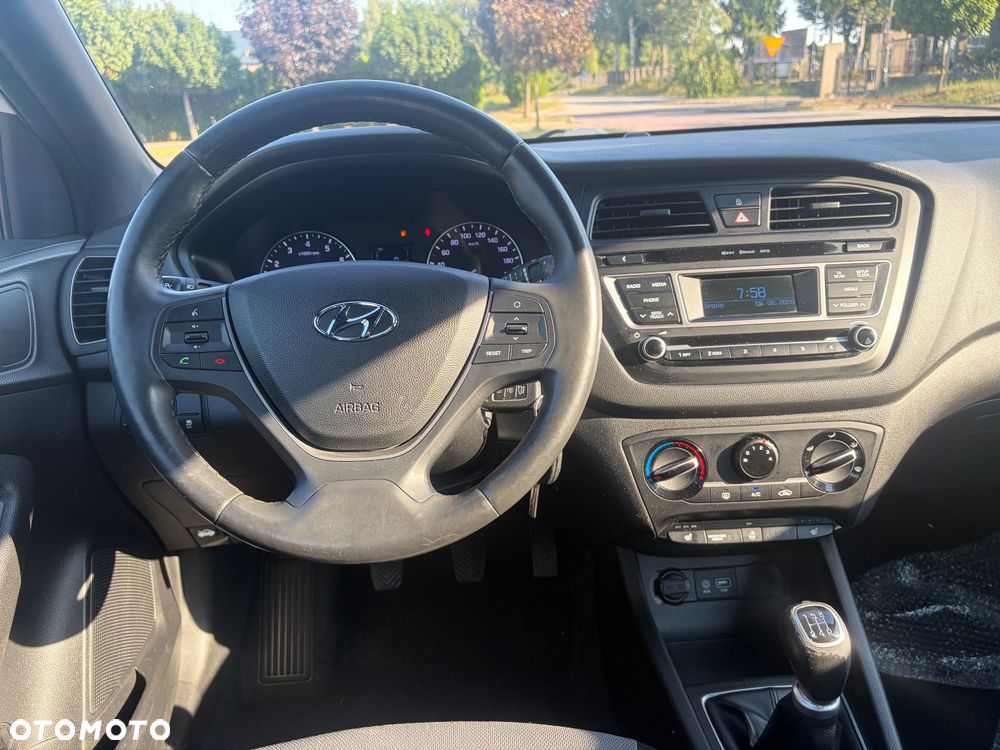 Hyundai i20 1.2 YES - 31