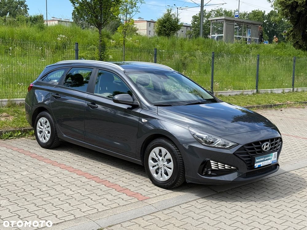 Hyundai i30 1.5 DPI Classic + - 38