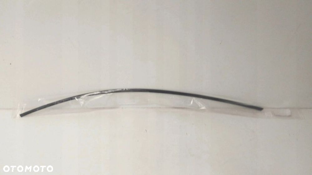 KIA STINGER LISTWA PRAWa ramki drzwi przednich - 1