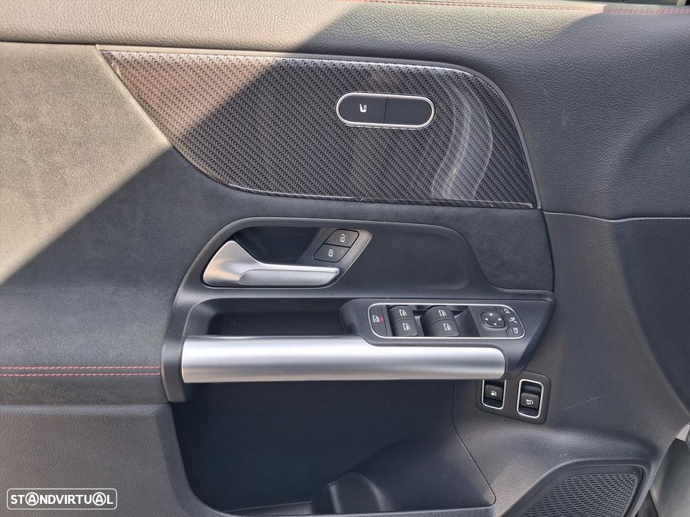 Mercedes-Benz GLA 250 e AMG Line - 10