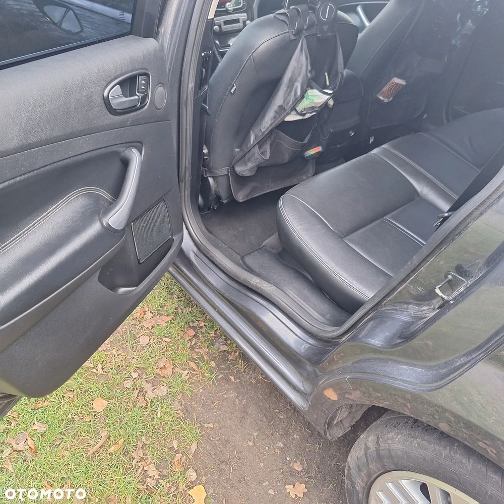 Ford Mondeo 2.0 TDCi Ghia - 8