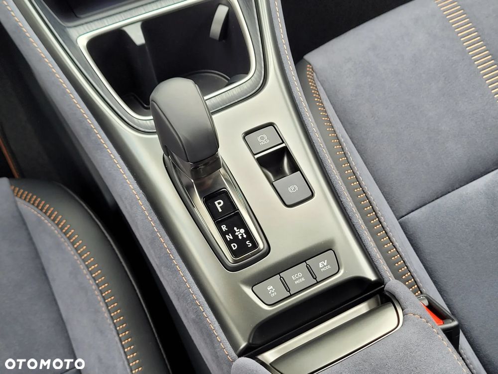 Lexus LBX 1.5 Hybrid Cool - 22