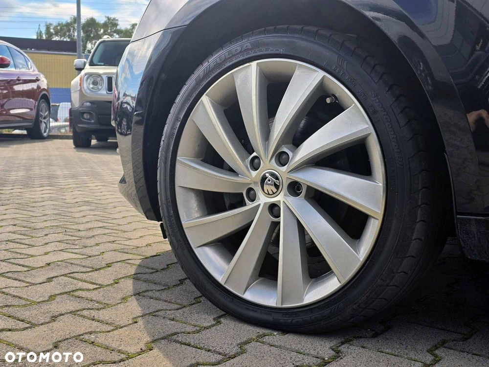 Skoda Octavia 2.0 TDI SCR L&K DSG - 2