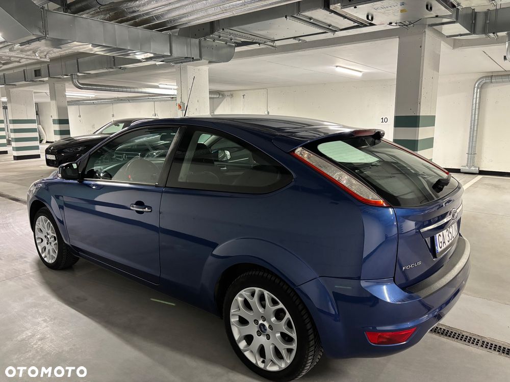 Ford Focus 1.6 Trend - 5