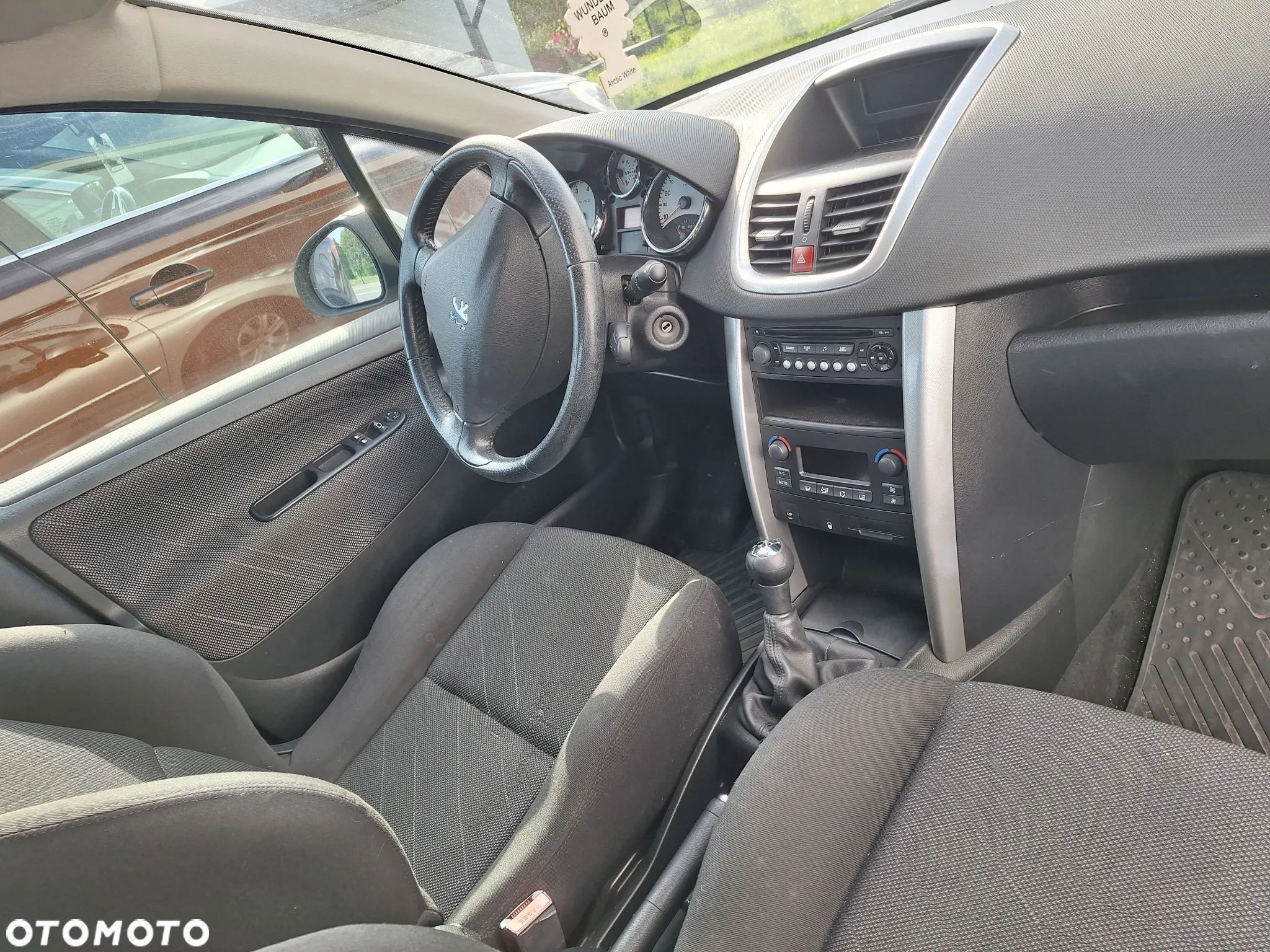 Peugeot 207 110 Sport - 10