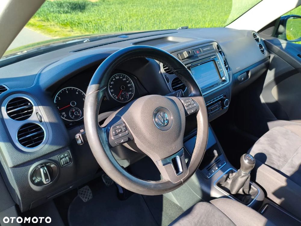 Volkswagen Tiguan - 11