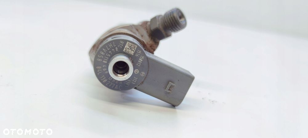 WTRYSKIWACZ WTRYSK AUDI VW CR 2.0 TDI 04L130277AC - 4