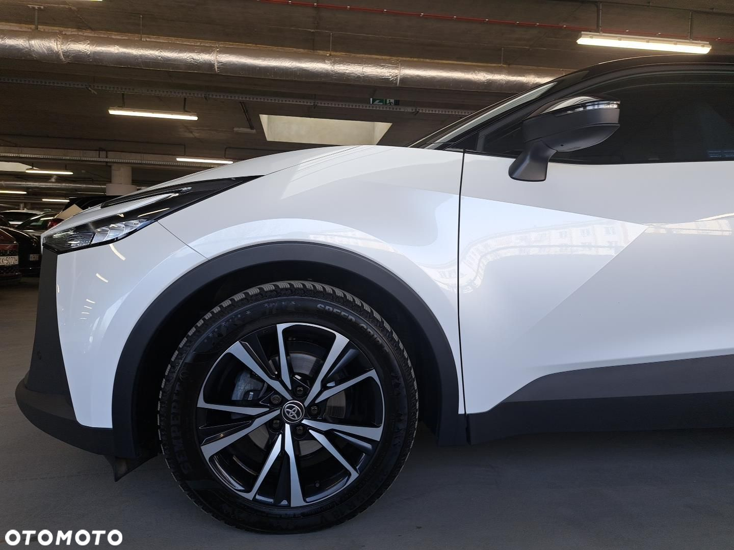 Toyota C-HR - 31