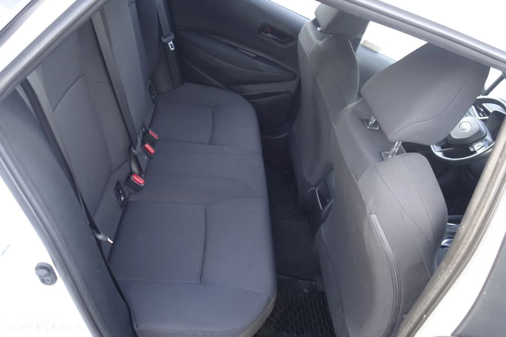 Toyota Corolla 1.8 Hybrid Comfort - 10