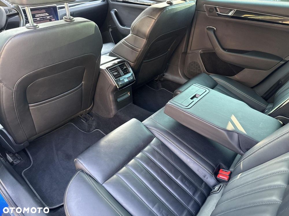 Skoda Superb 2.0 TDI SCR 4x4 L&K DSG - 14