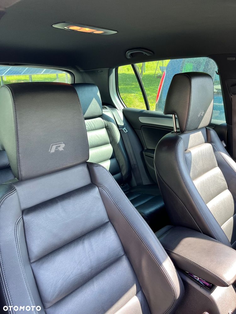 Volkswagen Golf - 17