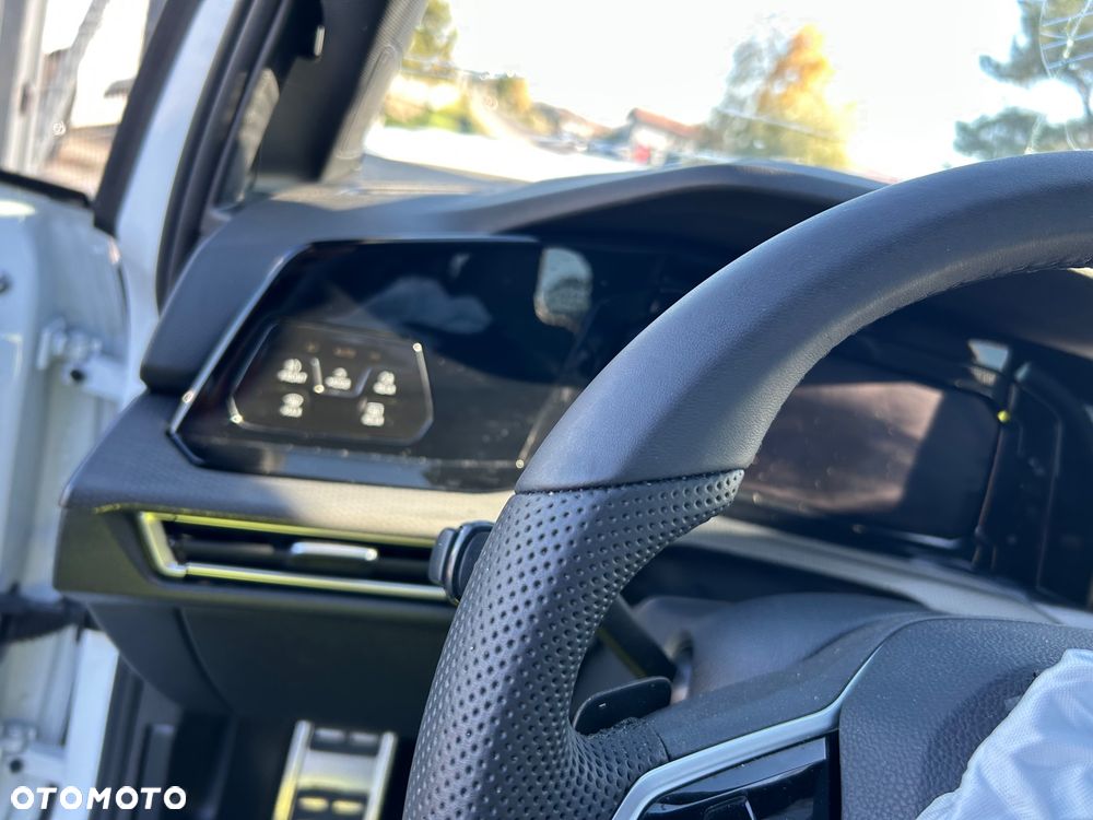 Volkswagen Golf 1.4 eHybrid OPF DSG GTE - 39