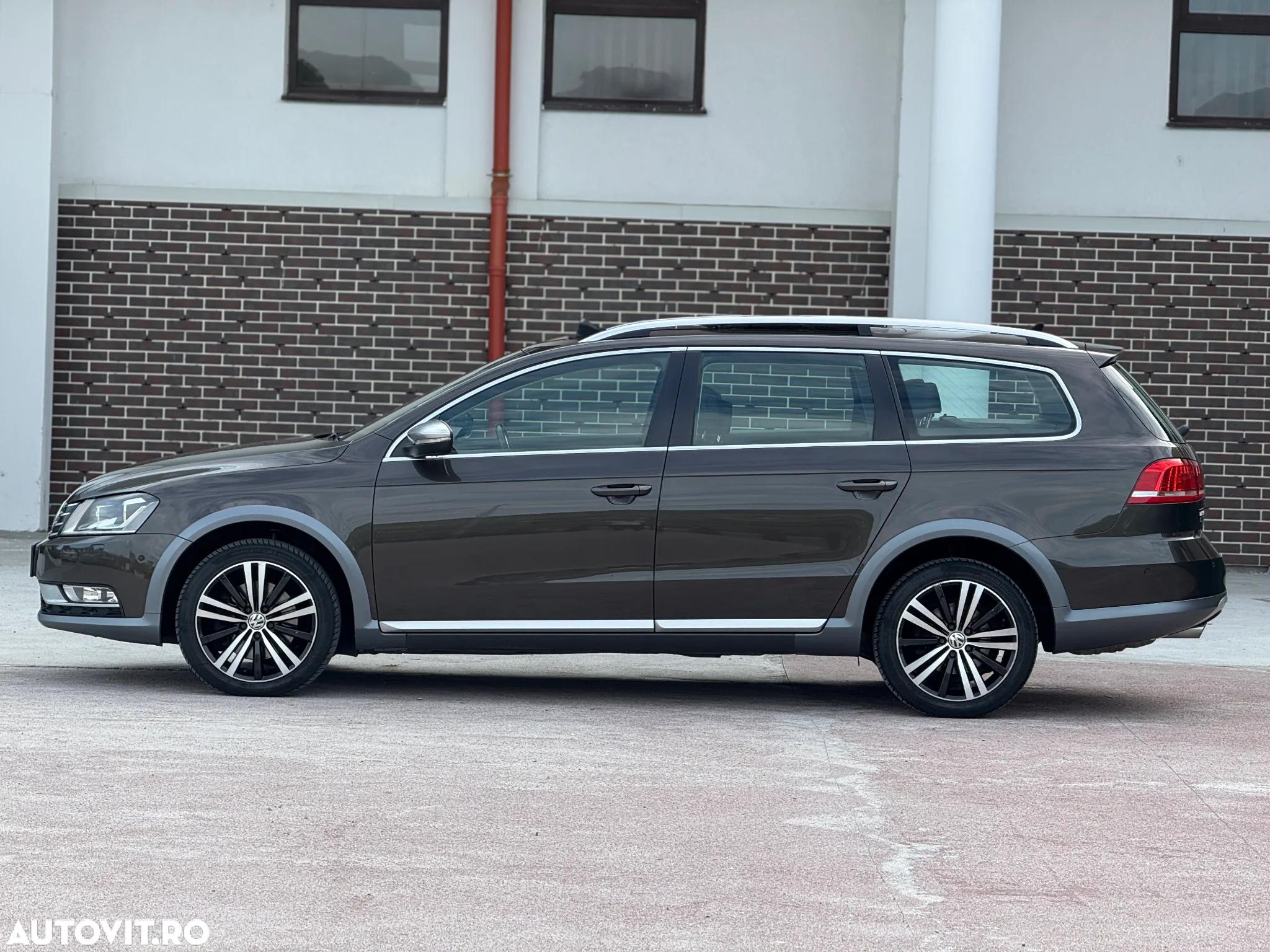 Volkswagen Passat Alltrack 2.0 TDI 4Motion DSG BlueMotion Tec - 7