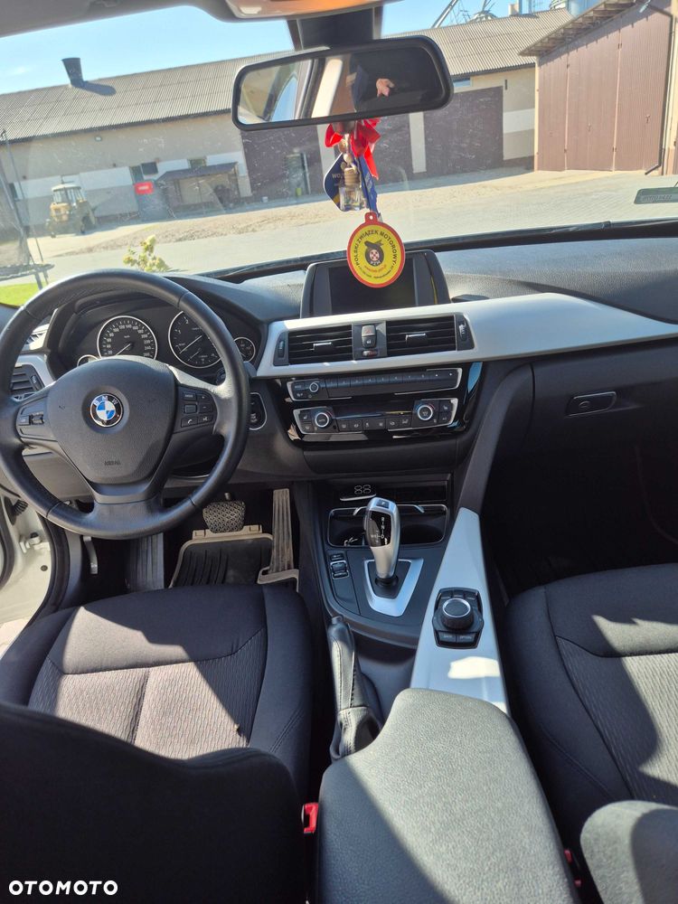 BMW 3GT - 7