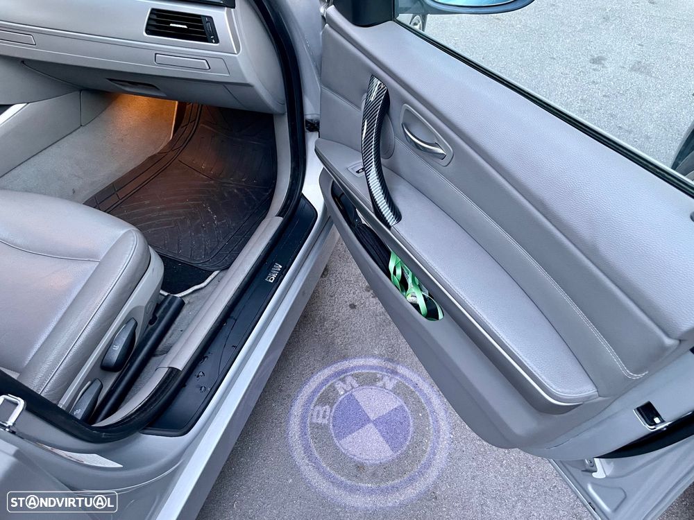 BMW 320 - 32