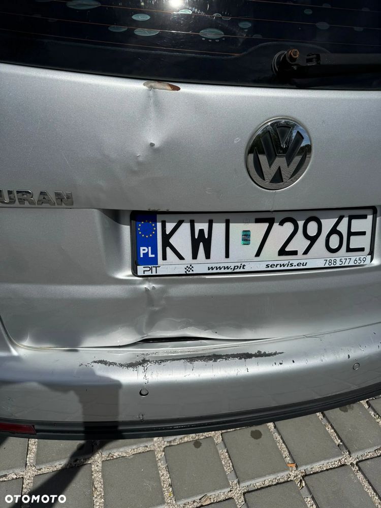 Volkswagen Touran - 25