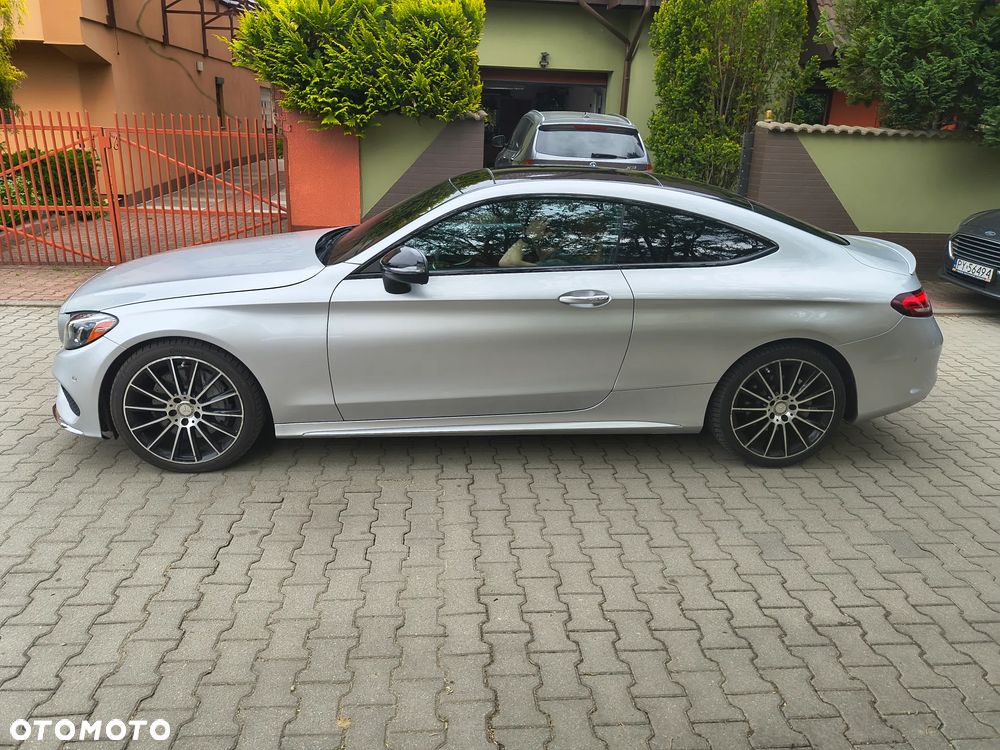 Mercedes-Benz Klasa C 300 7G-TRONIC AMG Line - 3