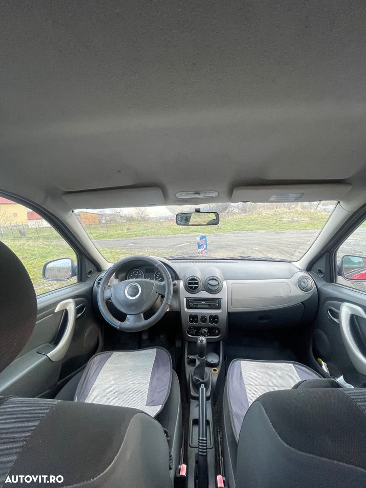 Dacia Logan 1.2 - 5
