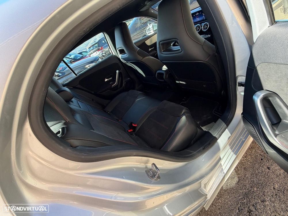 Mercedes-Benz A 250 e AMG Line - 6