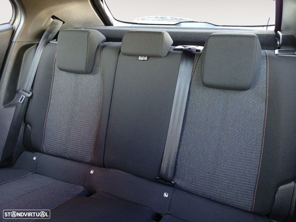 Peugeot 2008 1.2 PureTech Style - 13