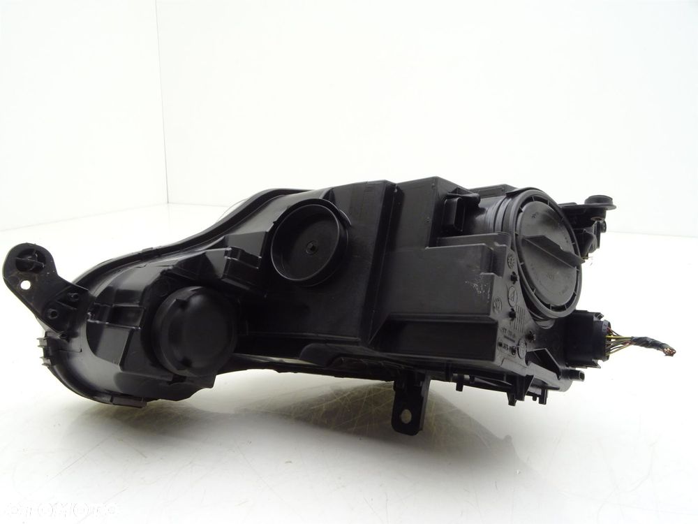 Reflektor lampa prawy przód prawa przednia uk 5l2941018a skoda yeti i 5l - 5