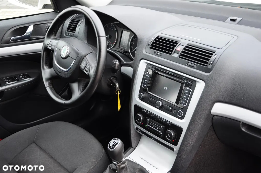 Skoda Octavia 1.4 TSI Family - 28
