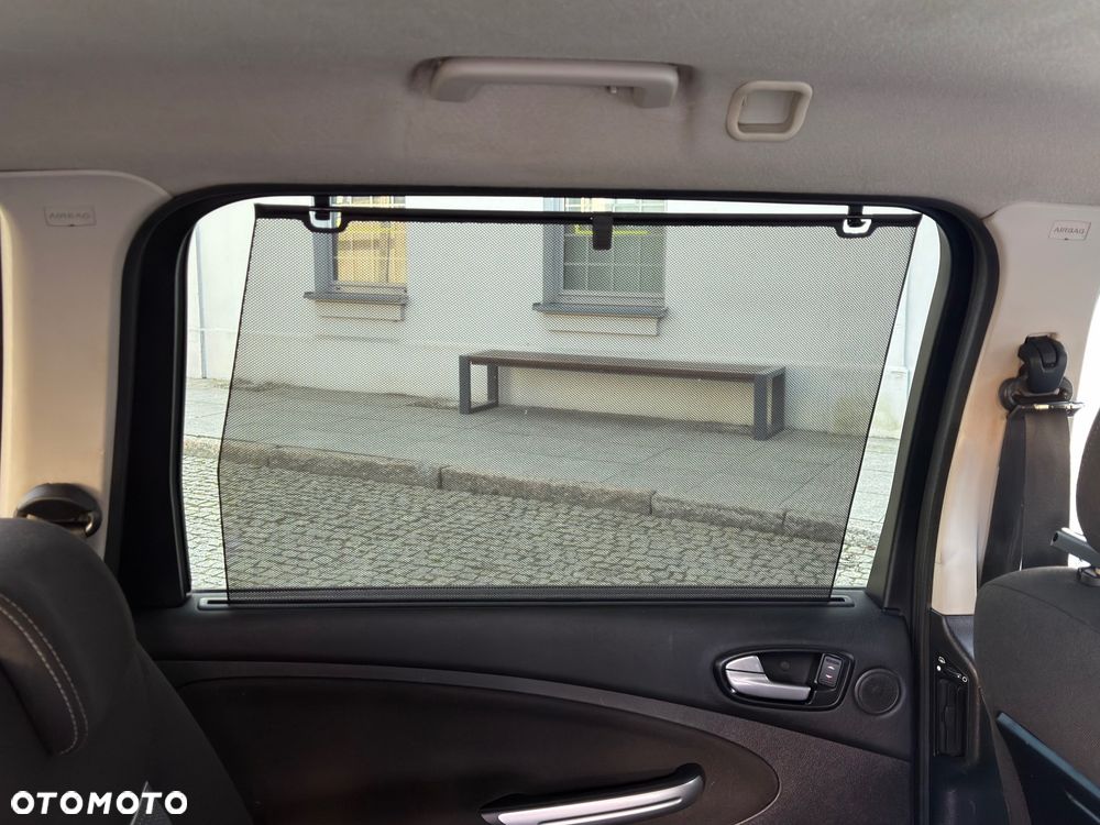 Ford Galaxy 2.0 Titanium - 15