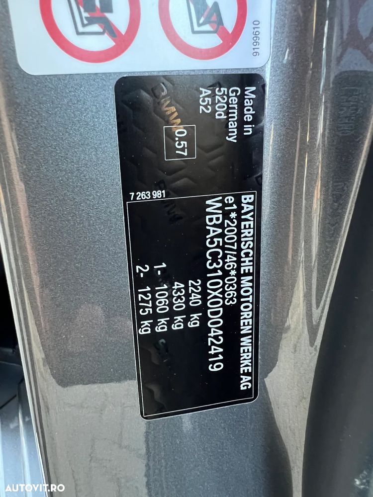 BMW Seria 5 520d Aut. Luxury Line - 7