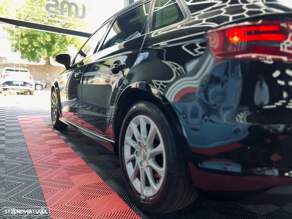Audi A3 Sportback 1.6 TDI - 14